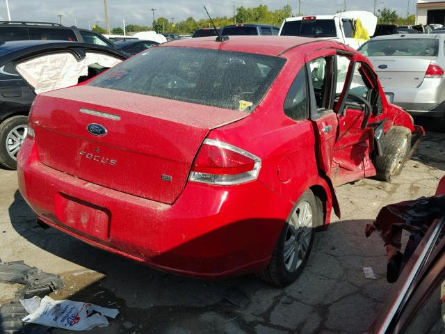 1FAHP35N28W263366 - 2008 FORD FOCUS RED photo 4