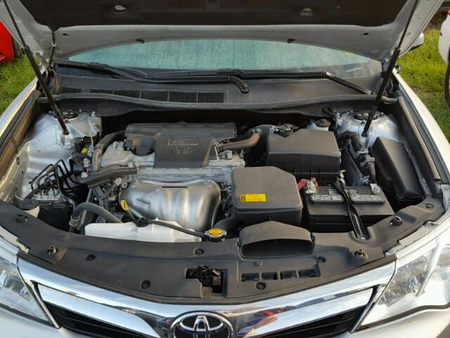 4T4BF1FK2ER376481 - 2014 TOYOTA CAMRY SILVER photo 7