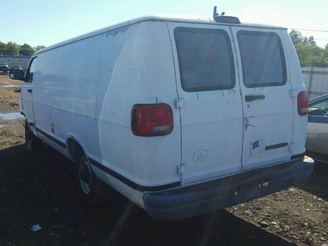 2B7JB21Y42K124465 - 2002 DODGE RAM VAN WHITE photo 3