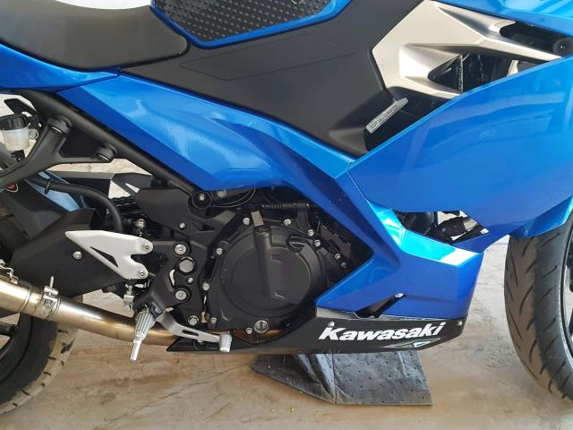 JKAEXKH1XJDA12111 - 2018 KAWASAKI EX400 BLUE photo 7