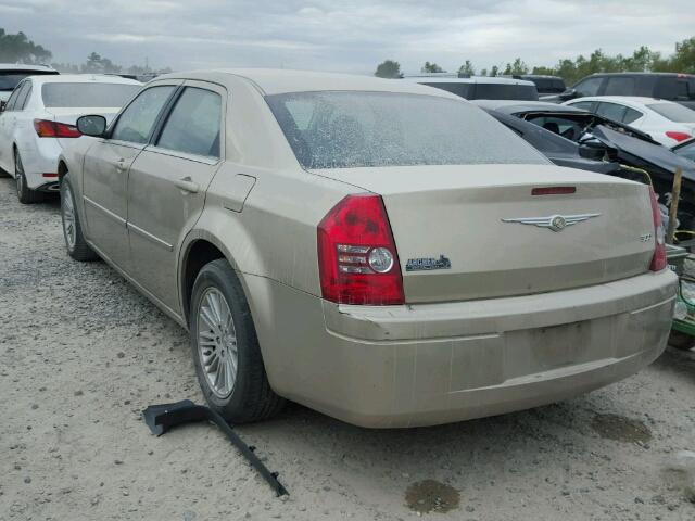 2C3KA43D59H555745 - 2009 CHRYSLER 300 GOLD photo 3