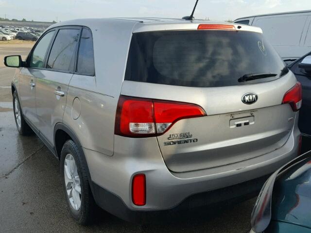 5XYKT3A6XEG453306 - 2014 KIA SORENTO GRAY photo 3