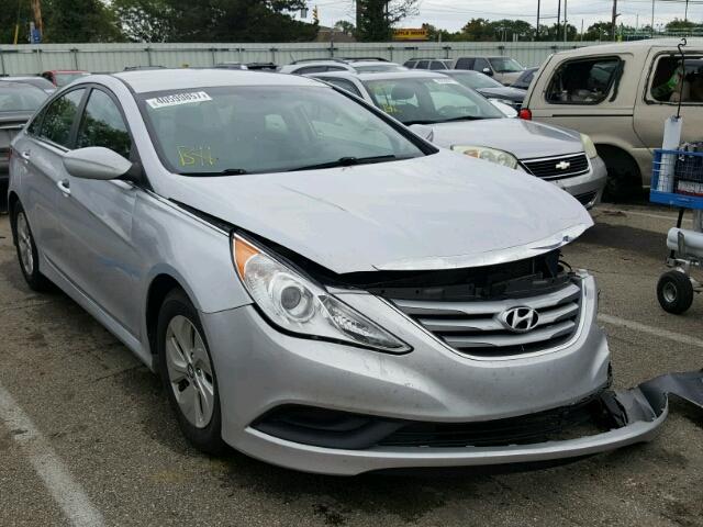 5NPEB4AC8EH826153 - 2014 HYUNDAI SONATA GLS SILVER photo 1