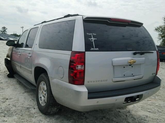 1GNSKJE38BR141304 - 2011 CHEVROLET SUBURBAN SILVER photo 3