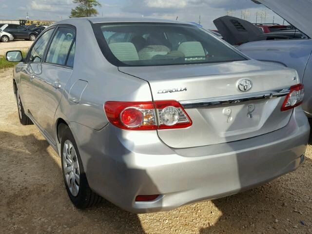 5YFBU4EE9DP154078 - 2013 TOYOTA COROLLA SILVER photo 3