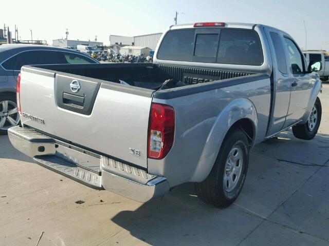 1N6BD06TX9C422767 - 2009 NISSAN FRONTIER SILVER photo 4