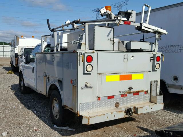 1FDSF30516EC12062 - 2006 FORD F350 SRW S WHITE photo 3