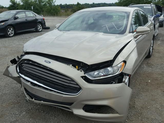 3FA6P0H75FR173325 - 2015 FORD FUSION SE SILVER photo 2