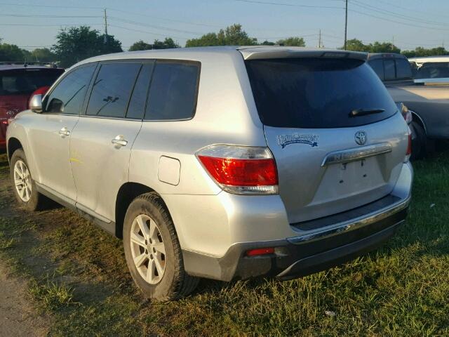 5TDZA3EH8CS018946 - 2012 TOYOTA HIGHLANDER SILVER photo 3