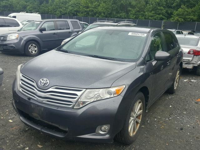 4T3ZE11A49U011422 - 2009 TOYOTA VENZA BASE GRAY photo 2