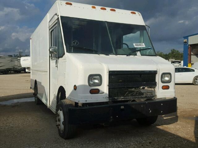 4UZA4FF43TC781679 - 1996 FREIGHTLINER CHASSIS M WHITE photo 1