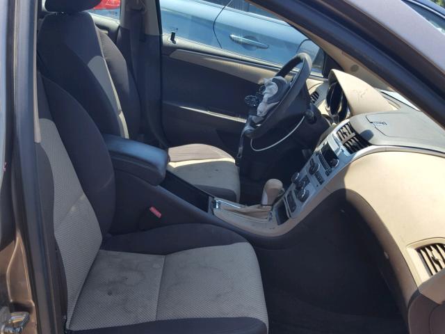 1G1ZB5E05CF206092 - 2012 CHEVROLET MALIBU LS BROWN photo 5