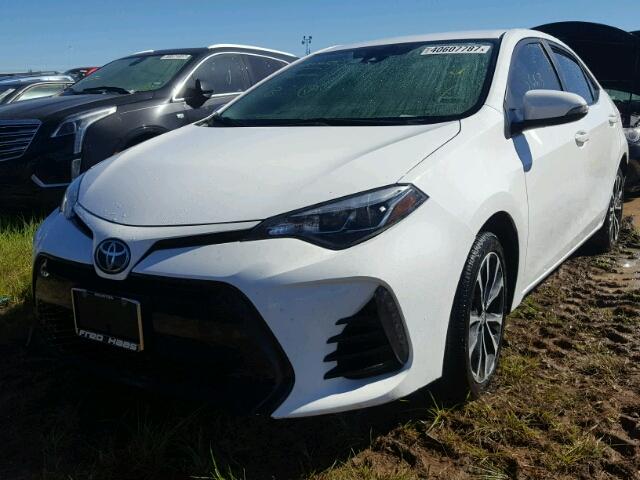 5YFBURHE2HP643517 - 2017 TOYOTA COROLLA L WHITE photo 2