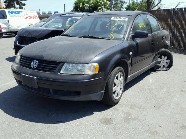 WVWAC63B21P012476 - 2001 VOLKSWAGEN PASSAT GLS BLACK photo 2