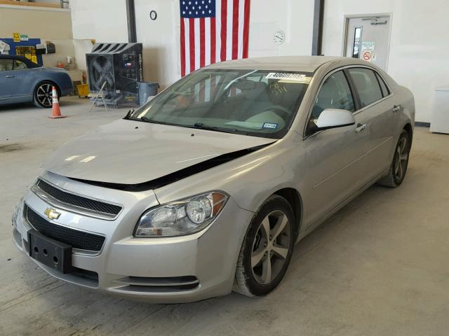 1G1ZC5E02CF181214 - 2012 CHEVROLET MALIBU 1LT SILVER photo 2