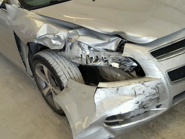 1G1ZC5E02CF181214 - 2012 CHEVROLET MALIBU 1LT SILVER photo 9