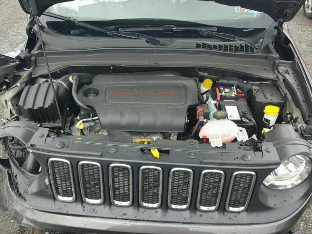 ZACCJBAB2JPG88083 - 2018 JEEP RENEGADE S ნაცრისფერი ფოტო 7