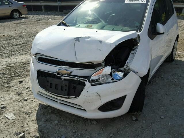 KL8CC6S9XDC508671 - 2013 CHEVROLET SPARK 1LT WHITE photo 9