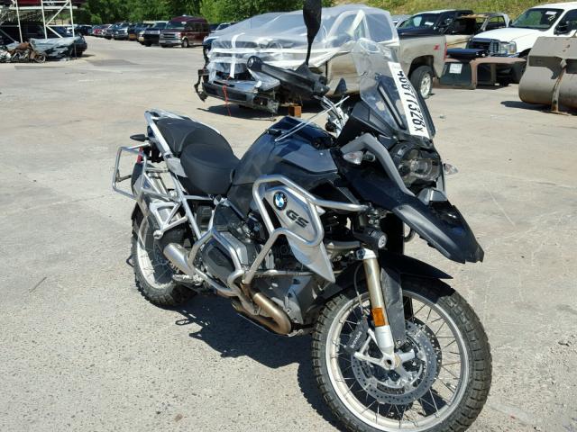 WB10A1101FZ188823 - 2015 BMW R1200 GS SILVER photo 1