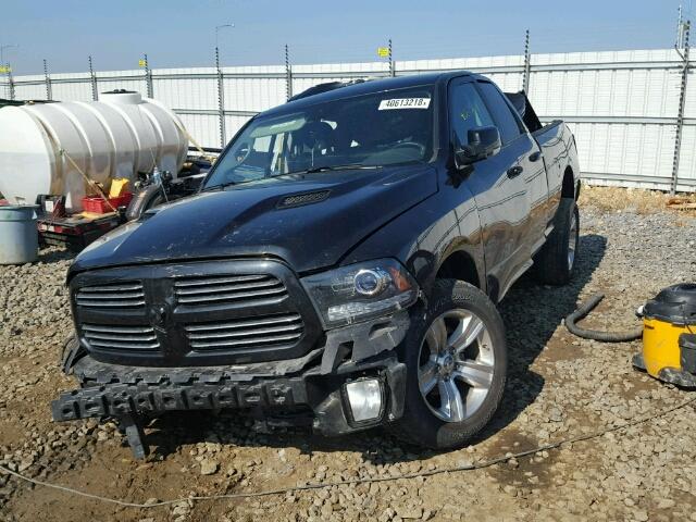 1C6RR7HT1GS214618 - 2016 RAM 1500 SPORT BLACK photo 2