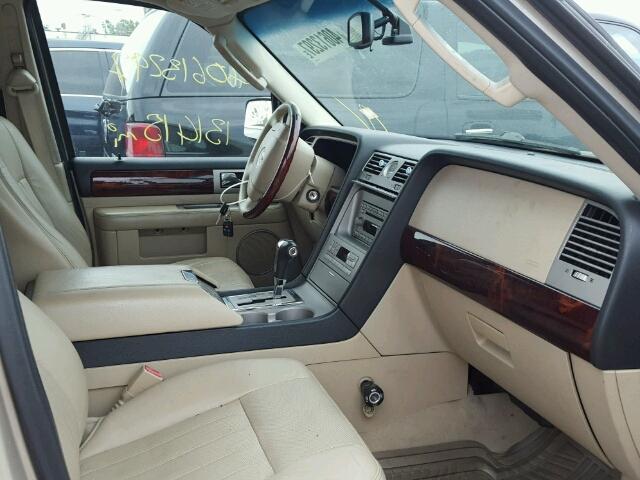 5LMFU28556LJ05269 - 2006 LINCOLN NAVIGATOR GOLD photo 5