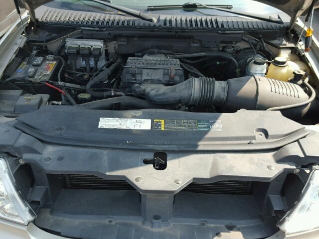 5LMFU28556LJ05269 - 2006 LINCOLN NAVIGATOR GOLD photo 7