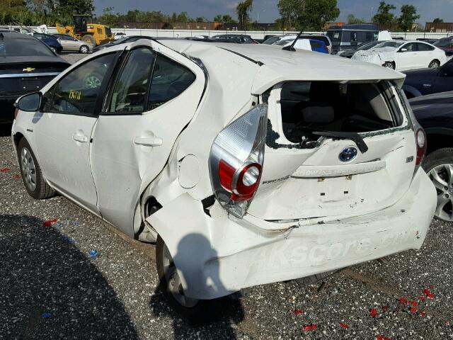 JTDKDTB34E1566928 - 2014 TOYOTA PRIUS C WHITE photo 3