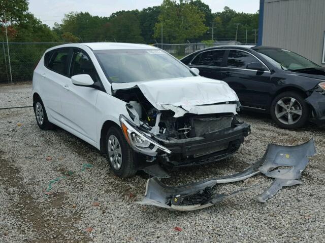 KMHCT5AE2GU258966 - 2016 HYUNDAI ACCENT WHITE photo 1