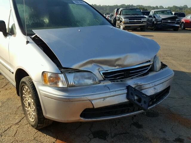 JHMRA3868WC012319 - 1998 HONDA ODYSSEY LX SILVER photo 9