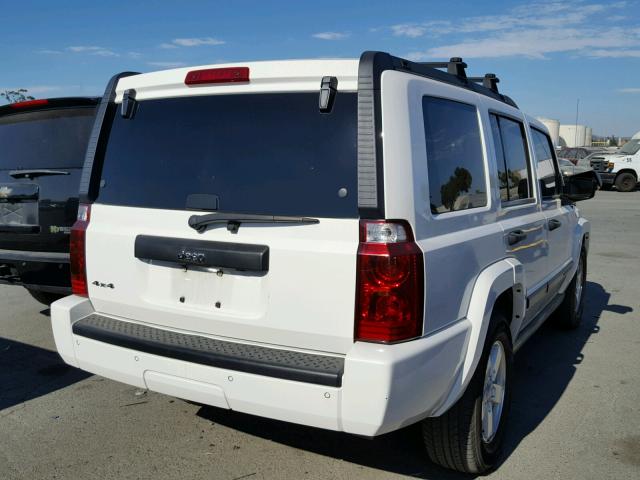 1J8HG48N36C104925 - 2006 JEEP COMMANDER WHITE photo 4