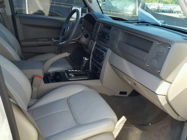 1J8HG48N36C104925 - 2006 JEEP COMMANDER WHITE photo 5