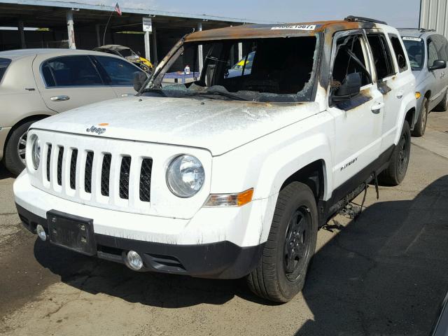 1C4NJPBB8GD748718 - 2016 JEEP PATRIOT SP WHITE photo 2