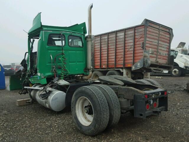 2FWBA3DL77AY29853 - 2007 STERLING TRUCK A 9500 GREEN photo 3