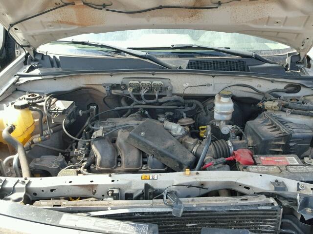 1FMCU93118KE67692 - 2008 FORD ESCAPE GOLD photo 7