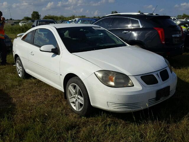 1G2AL18F587337362 - 2008 PONTIAC G5 WHITE photo 1