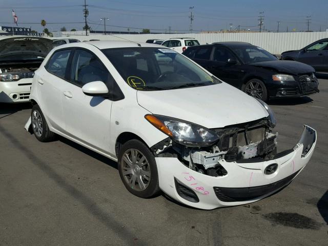 JM1DE1KY7E0180743 - 2014 MAZDA MAZDA2 SPO WHITE photo 1