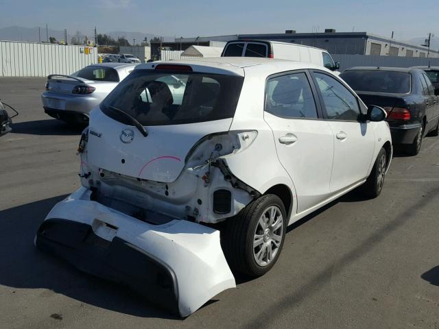 JM1DE1KY7E0180743 - 2014 MAZDA MAZDA2 SPO WHITE photo 4