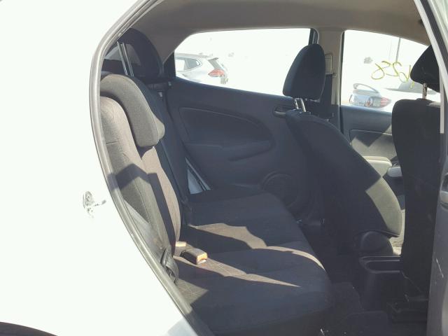 JM1DE1KY7E0180743 - 2014 MAZDA MAZDA2 SPO WHITE photo 6