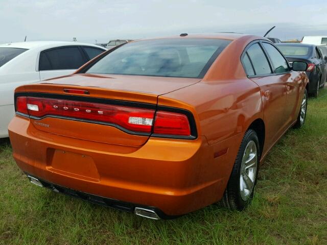 2B3CL3CG0BH539314 - 2011 DODGE CHARGER ORANGE photo 4