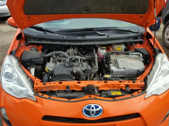 JTDKDTB36C1017857 - 2012 TOYOTA PRIUS C ORANGE photo 7