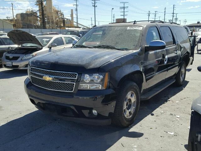 1GNUCKE05AR188631 - 2010 CHEVROLET SUBURBAN BLACK photo 2