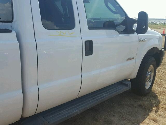 1FTSX21P87EB47210 - 2007 FORD F250 WHITE photo 9