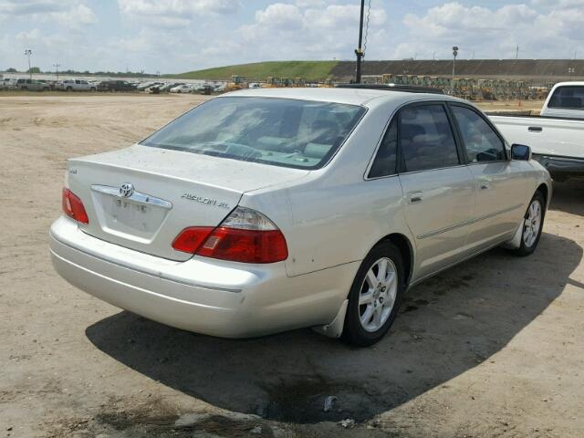 4T1BF28B24U387072 - 2004 TOYOTA AVALON XL SILVER photo 4