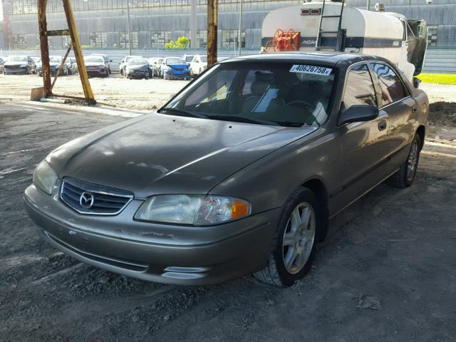 1YVGF22F2Y5144149 - 2000 MAZDA 626 ES TAN photo 2