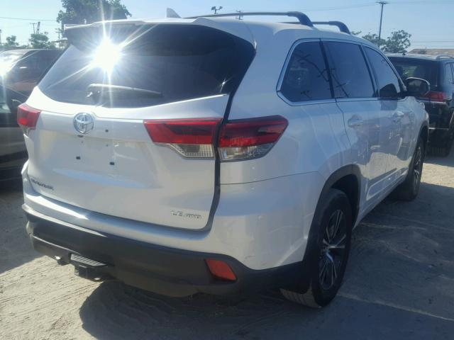 5TDBZRFH0HS429681 - 2017 TOYOTA HIGHLANDER თეთრი ფოტო 4