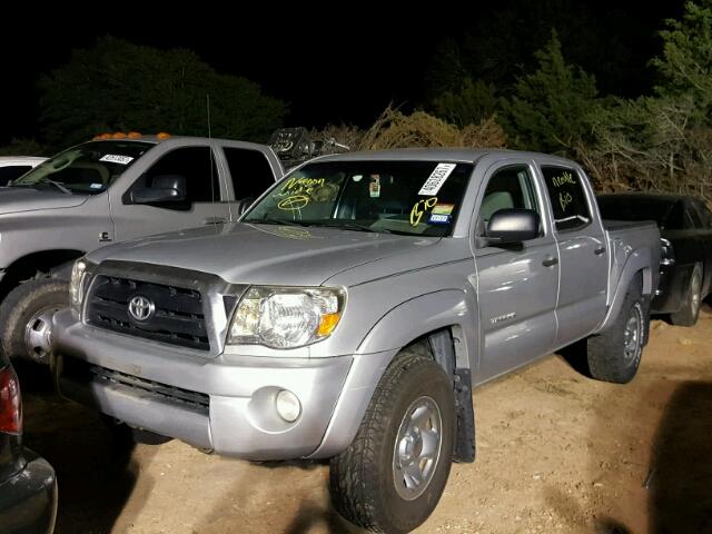 3TMJU62N58M063107 - 2008 TOYOTA TACOMA GRAY photo 2