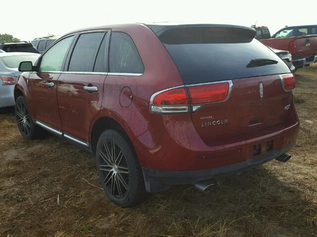 2LMDJ6JK9DBL37871 - 2013 LINCOLN MKX RED photo 3