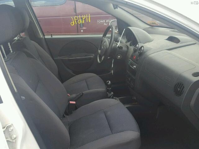 KL1TD666X7B768252 - 2007 CHEVROLET AVEO BASE Blanc photo 5