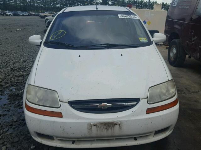 KL1TD666X7B768252 - 2007 CHEVROLET AVEO BASE Blanc photo 9