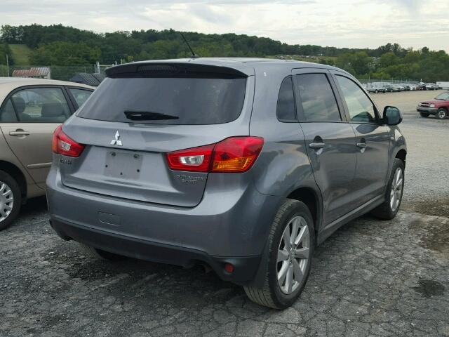 4A4AP3AU5EE015843 - 2014 MITSUBISHI OUTLANDER GRAY photo 4